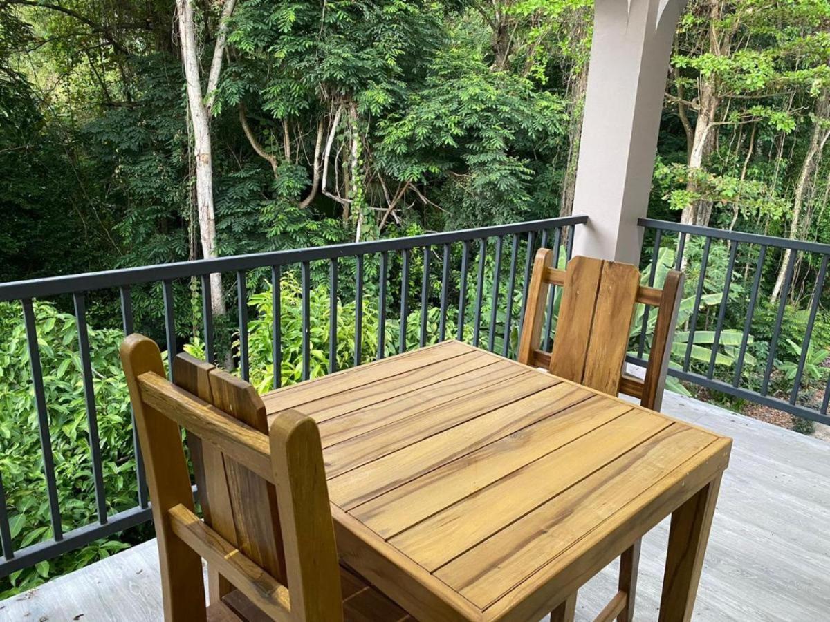 Jasmine Stay Self-Catering Apartments Victoria Esterno foto