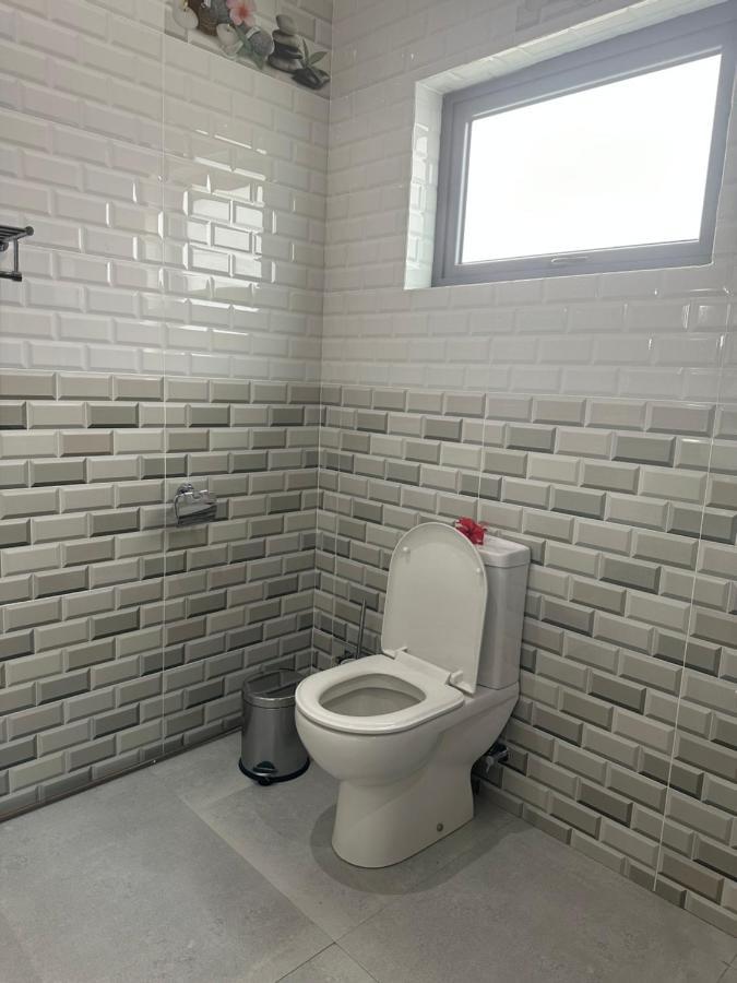 Jasmine Stay Self-Catering Apartments Victoria Esterno foto
